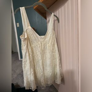 White lace top